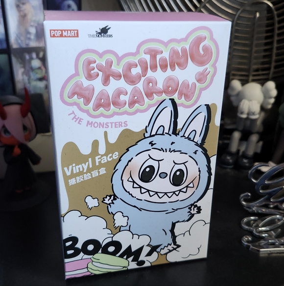 LABUBU - Picture 1 of 5